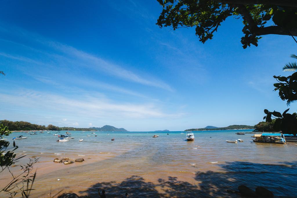 Rawai View Beachfront Villa Exterior photo